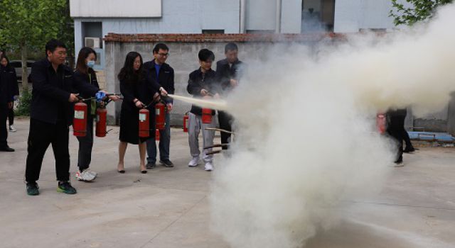 未雨綢繆、增強安全意識----公司組織員工開展安全、消防演練